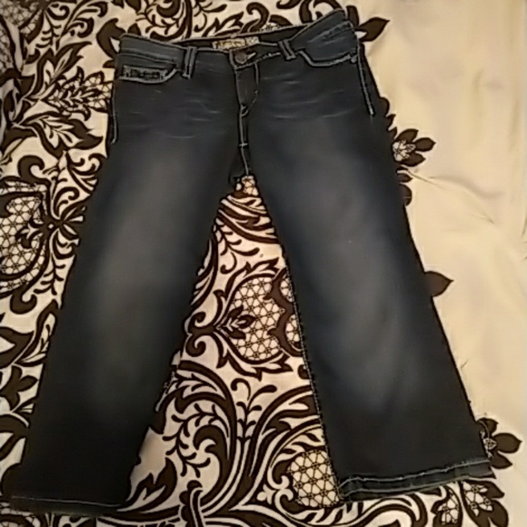 BKE Stella Capris - Picture 2 of 5